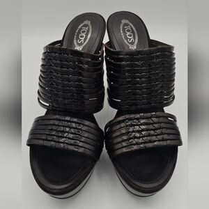 TOD'S size 10 women's sandals.‎ Brand new